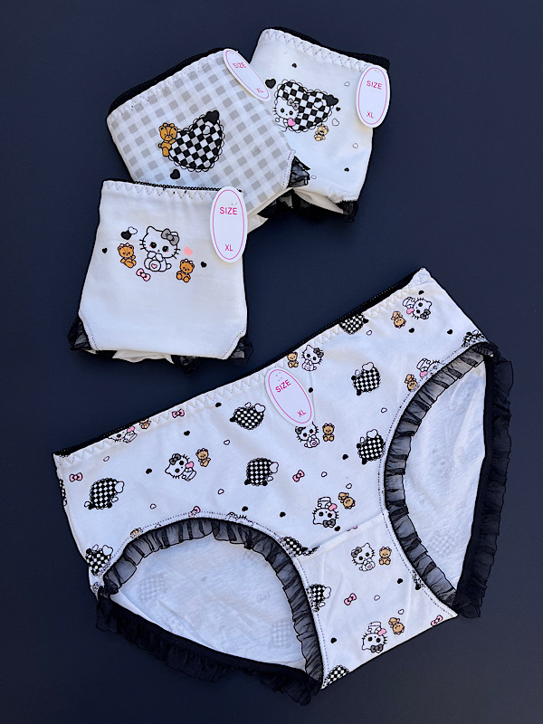 شورت عروسکی ( کد ۶۰۸)